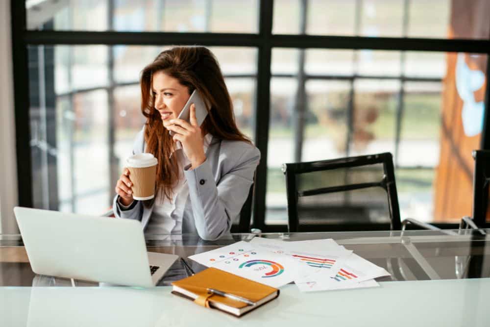 The Smart Expatriate's Guide 7 Key Benefits of Offshore Policies for Returning UK Expatriates