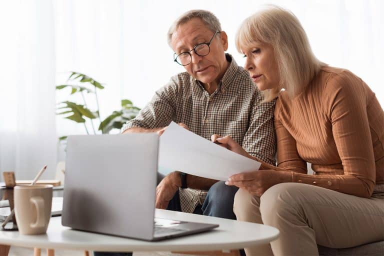 How to Use the UK Government's Free Pension Tracing Service with Expert Help